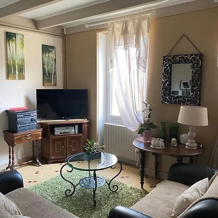Casa de Férias La Belle Charentaise Vaux-Rouillac